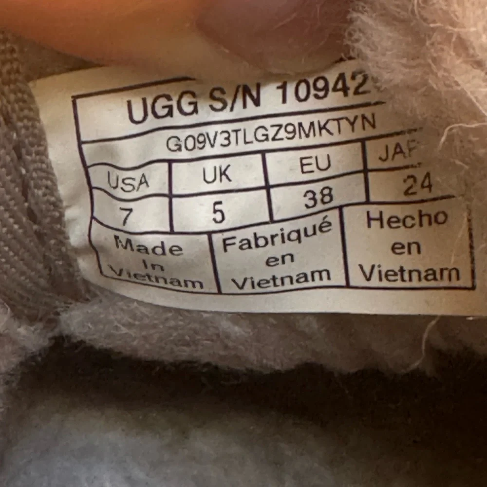 UGG Neumel Suede Boots - Light Brown - Picture 2 of 12